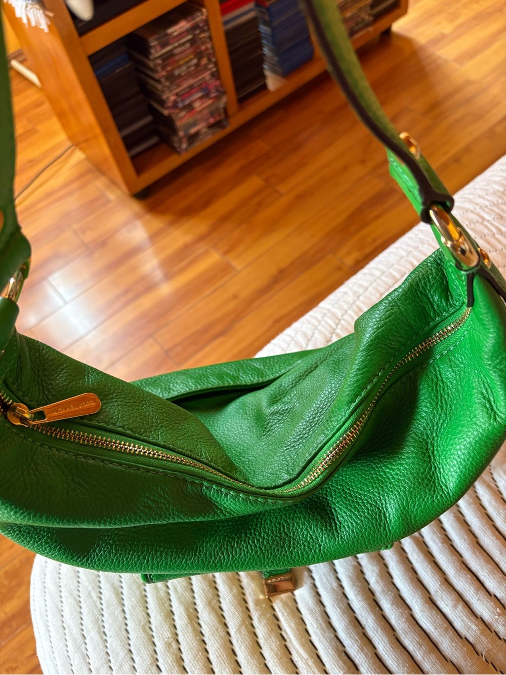Michael Kors Green Pebbled Leather Hobo Satchel with Gold Hardware - Picture 6 of 8